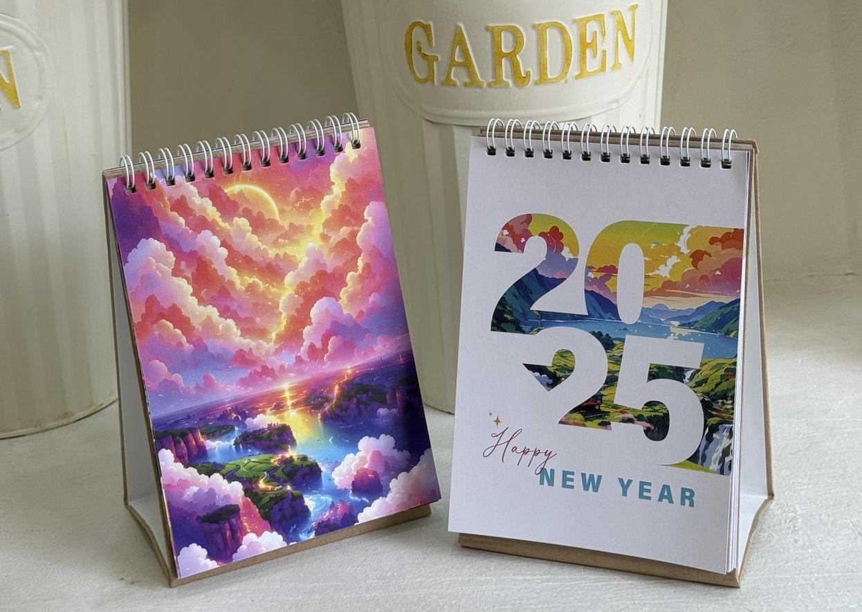 lịch để bàn mini bìa cứng bền đẹp