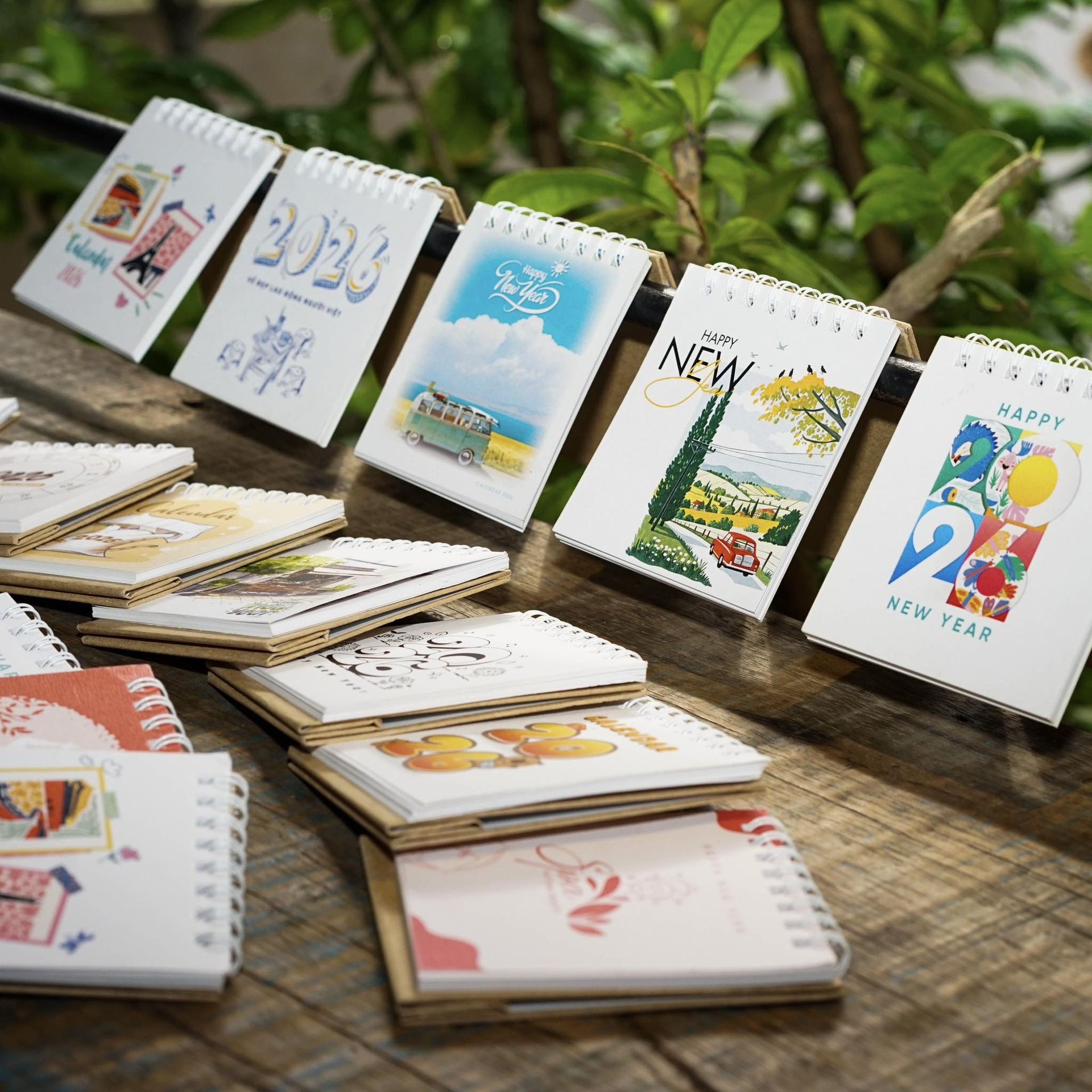 sản phẩm lịch để bàn mini sang trọng