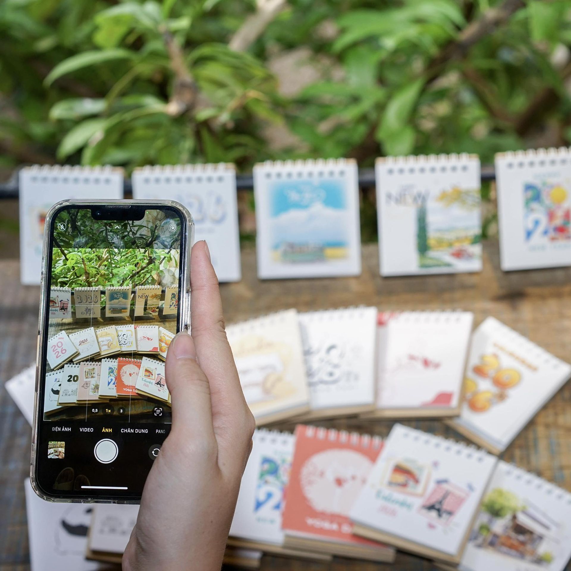 lịch để bàn mini in logo thương hiệu