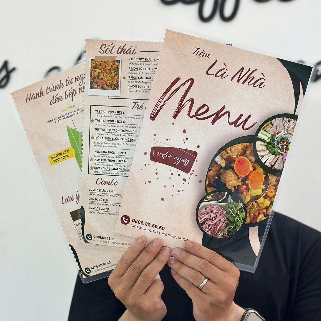 in menu nhà hàng sang trọng tại quận 12