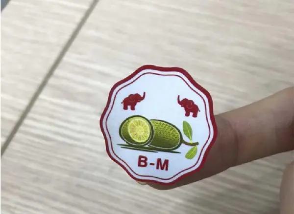 100 con Decal nhựa trắng