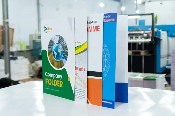 Báo giá in Folder C300, cán màng mờ